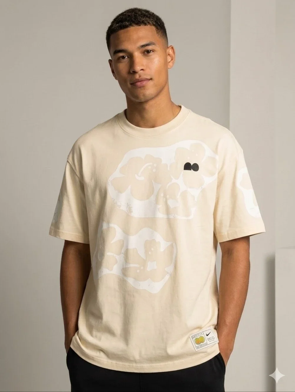 Nike x Naomi Osaka Men's Cream Graphic Crewneck T-Shirt Size Medium